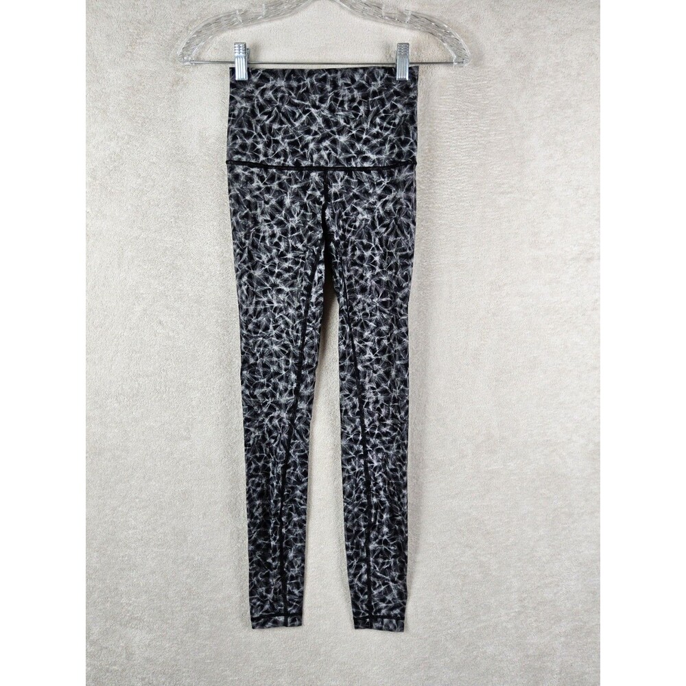 Lululemon Women’s Patterned Athletic Leggings Size 4